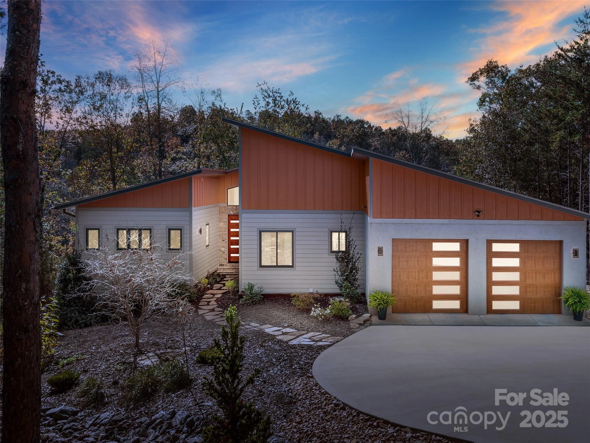 237 Mountain Lane - Photo 2