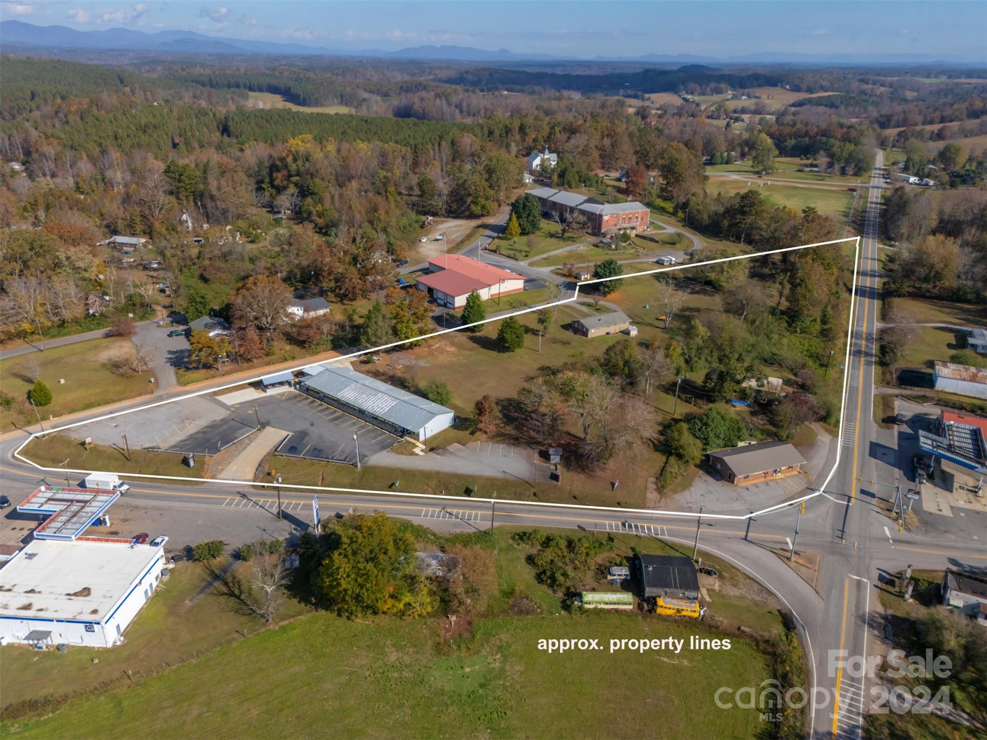 82 NC Hwy 9 None - Photo 34