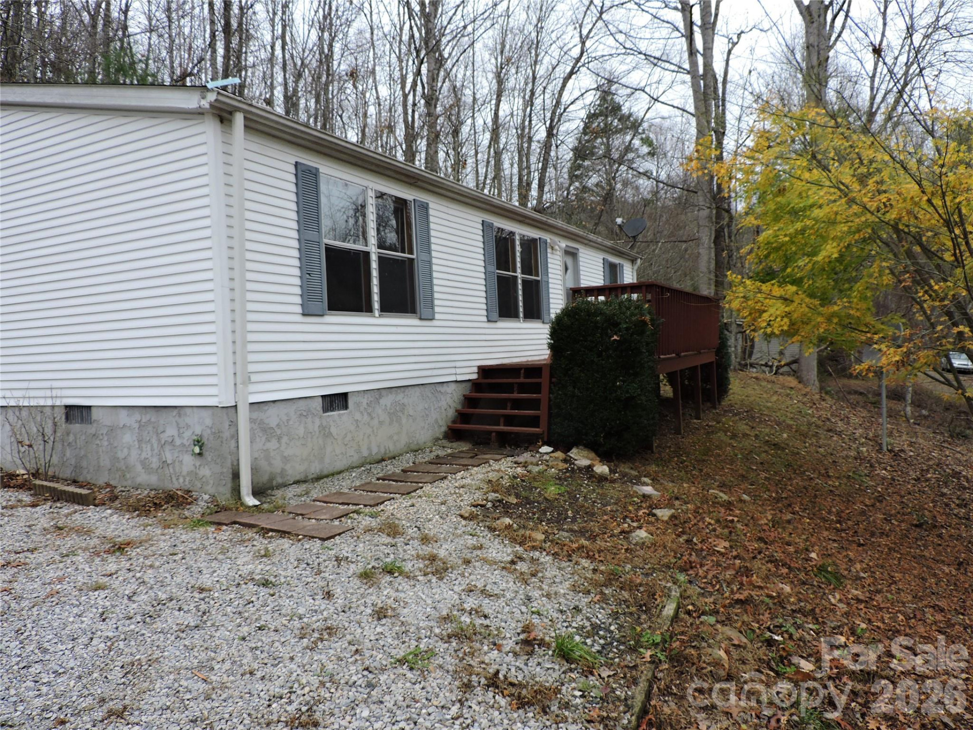 2271 Gouges Creek Road - Photo 2
