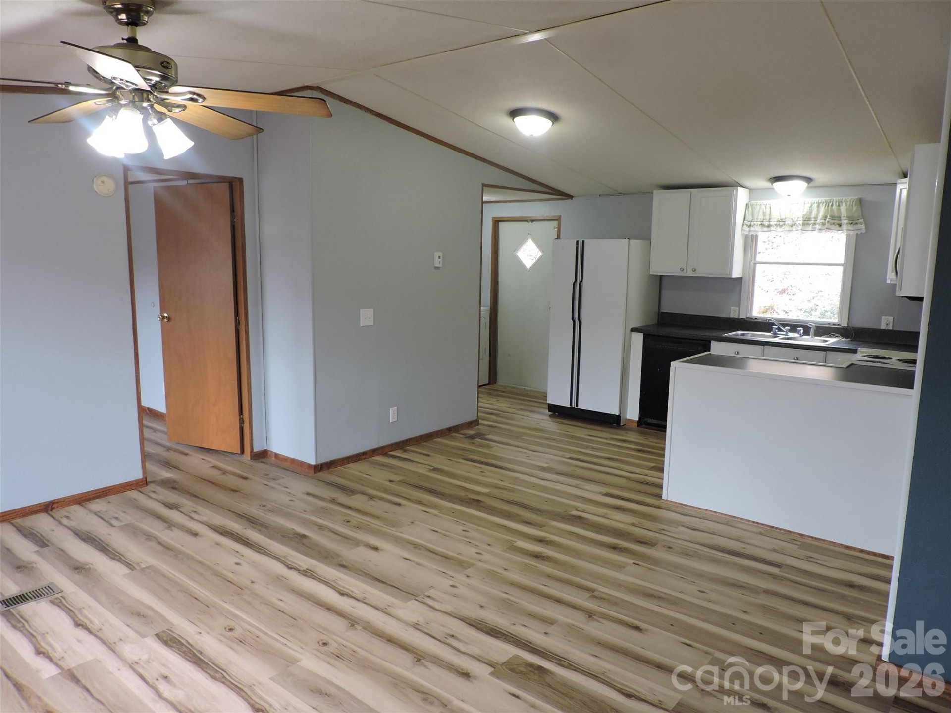 2271 Gouges Creek Road - Photo 12