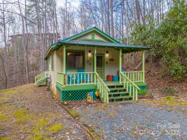 180 Valley Lane