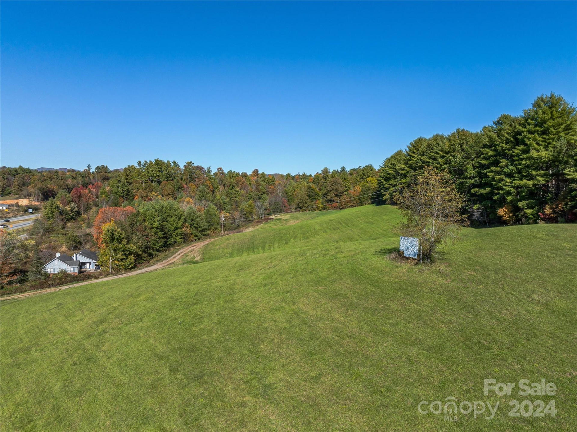 1475 Crossroads Parkway - Photo 10