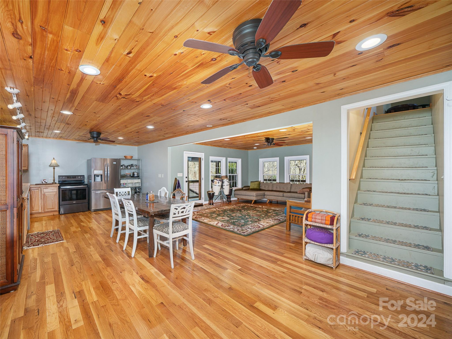 2033 Lower Paw Paw Road - Photo 12