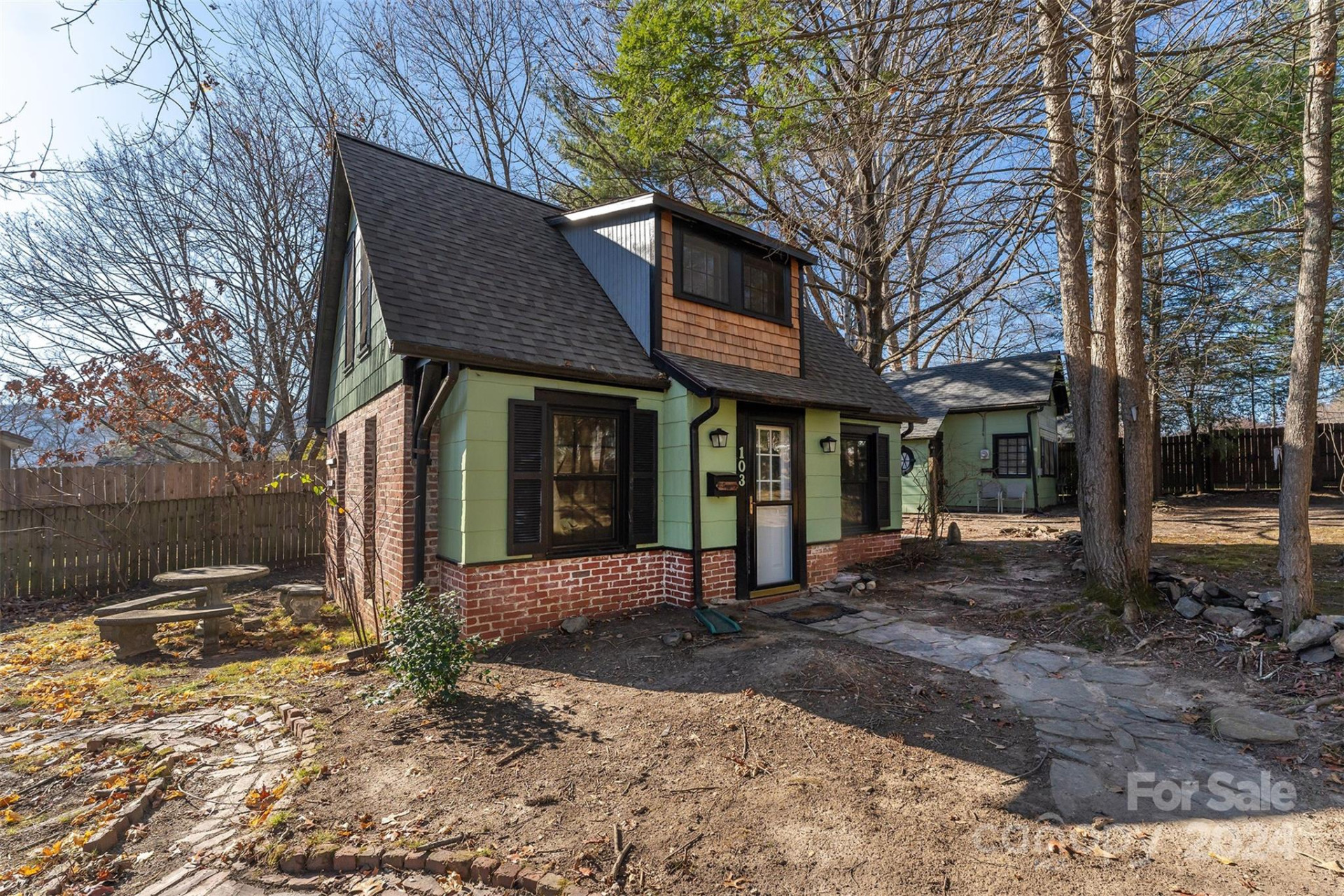 103 & 105 Pine Street - Photo 4