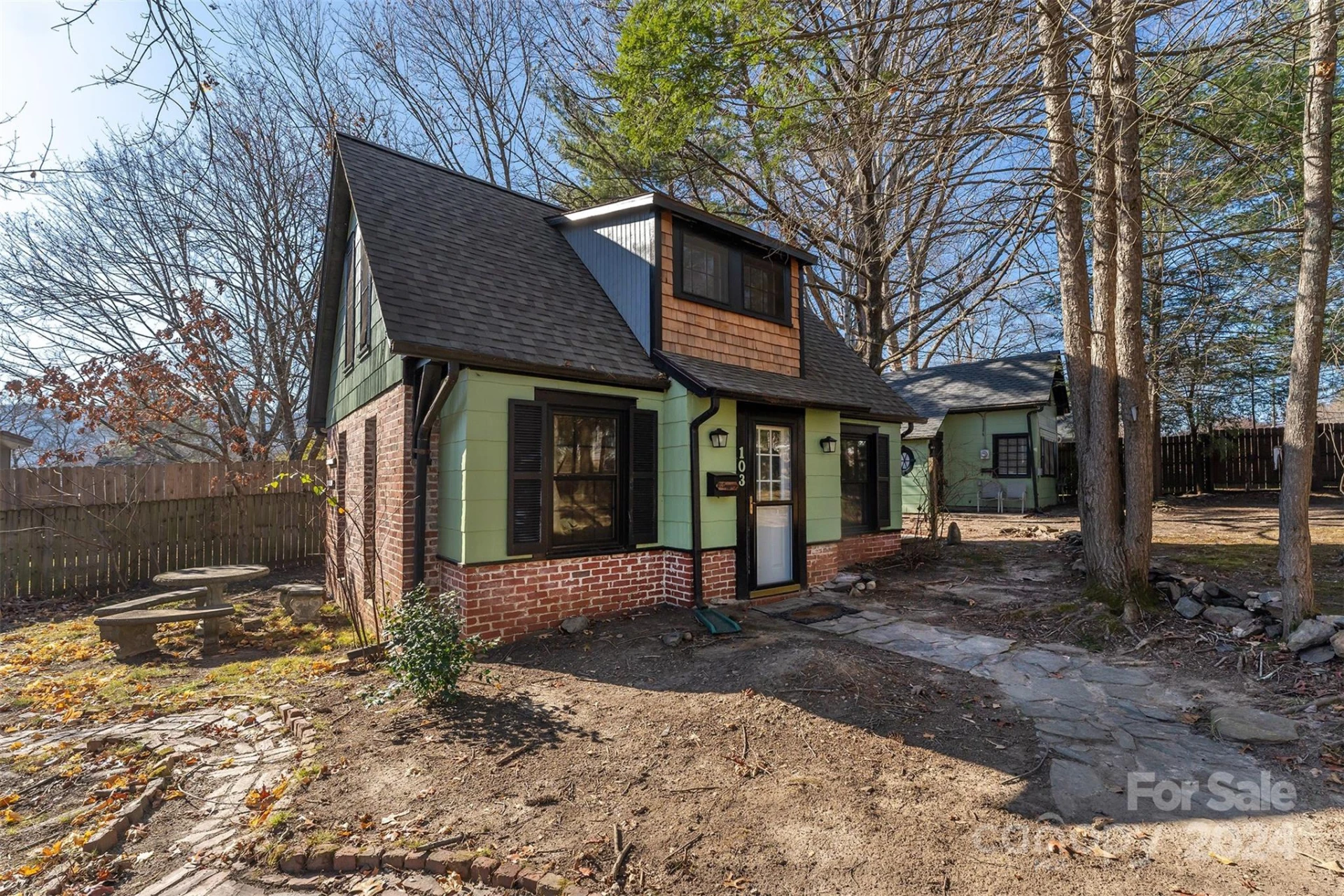 103 & 105 Pine Street - Photo 4