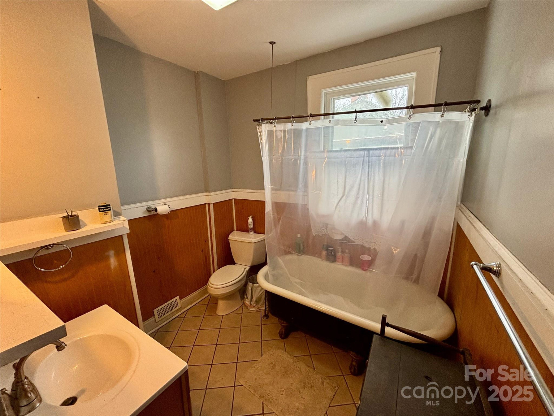 176 French Broad Avenue - Photo 24