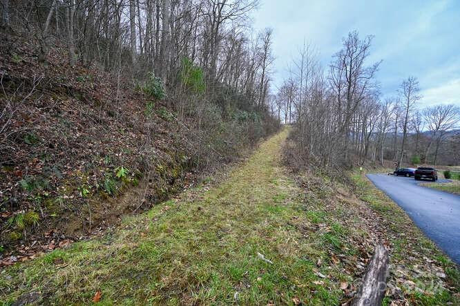 19 Flowing Hills Drive #19, 20 - Photo 6