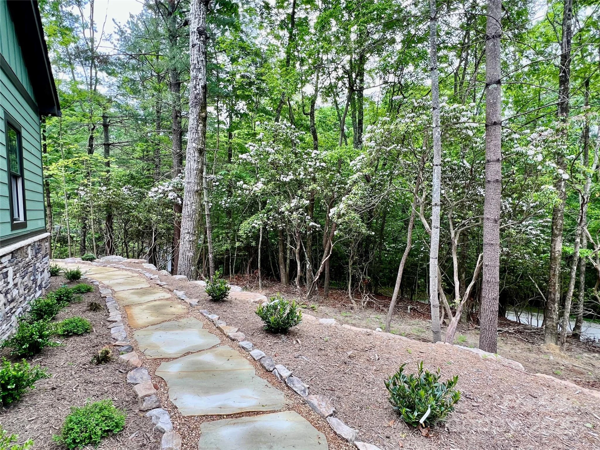 397 Soquili Drive - Photo 2