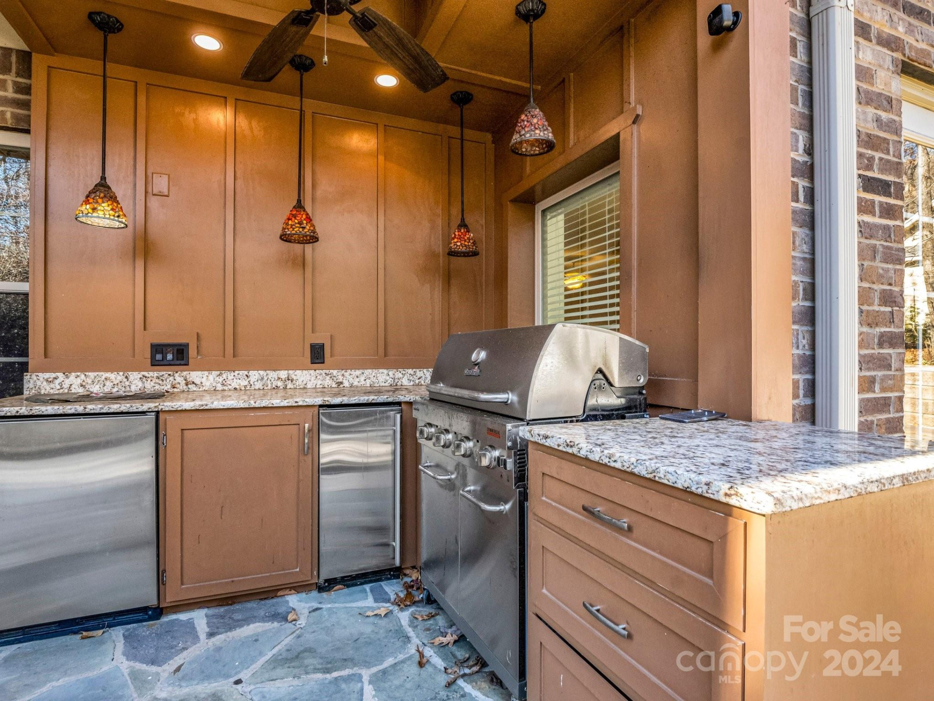 148 Courtland Court - Photo 33