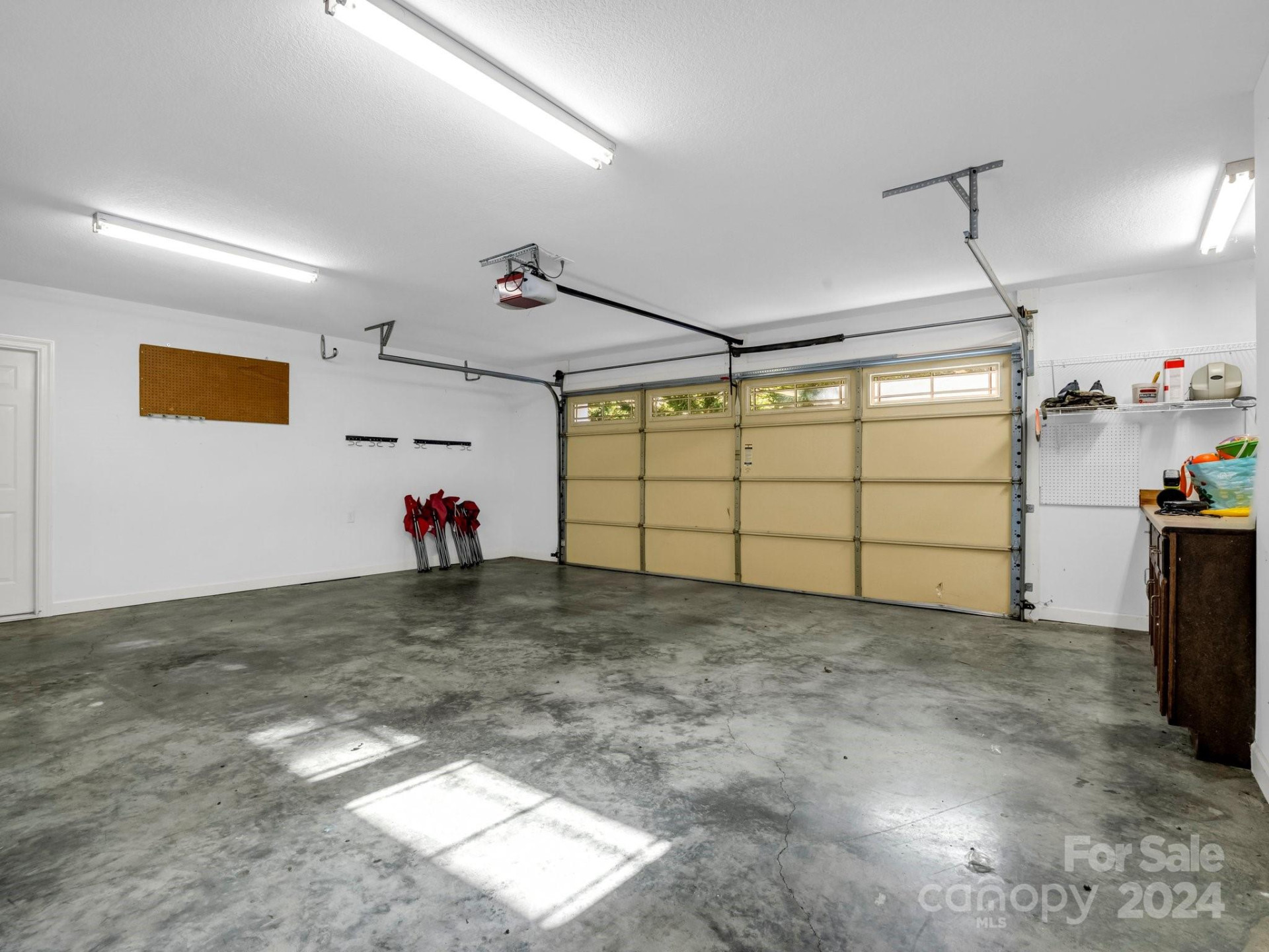 148 Courtland Court - Photo 40