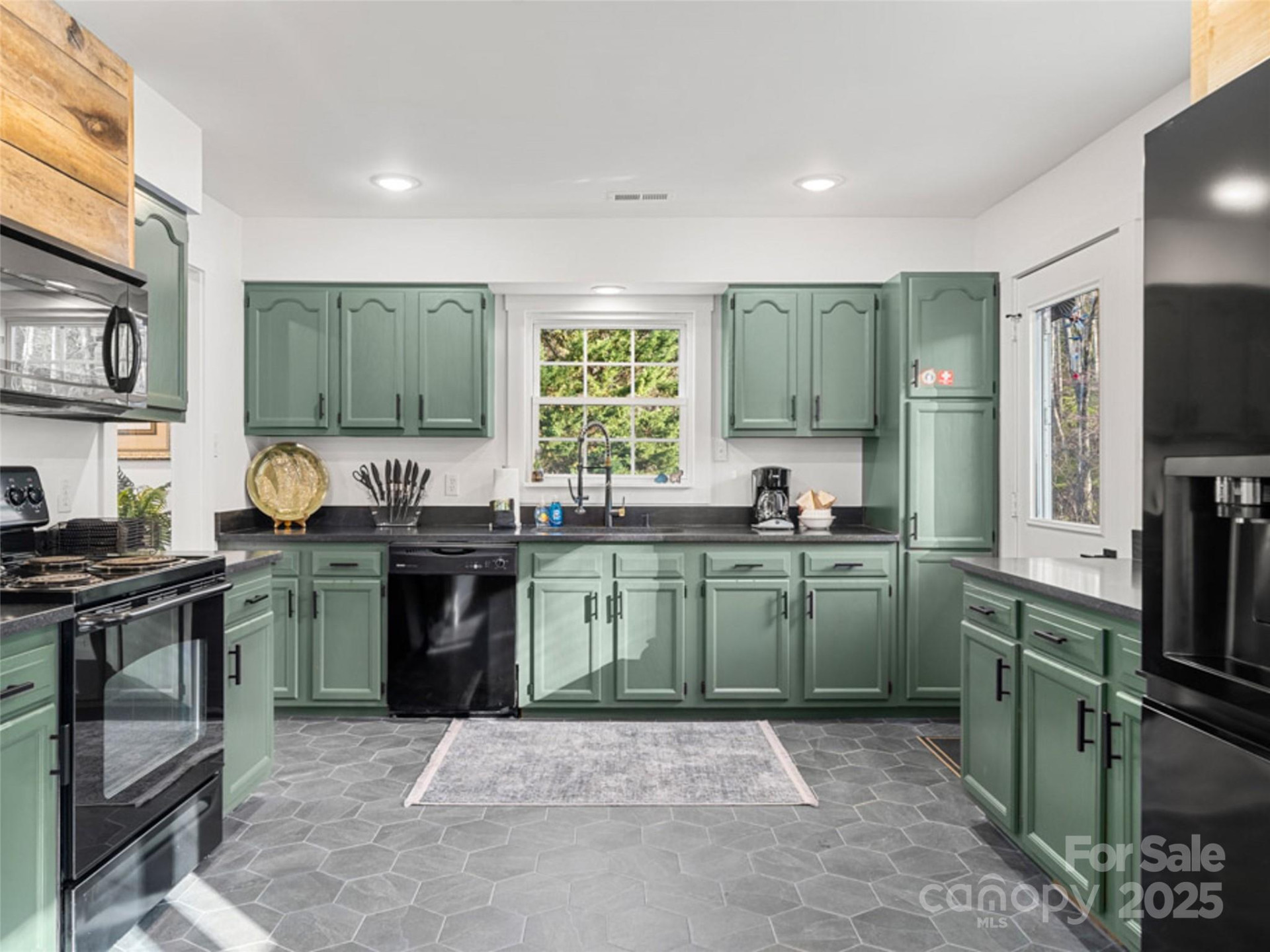 235 Royal Pines Drive - Photo 7