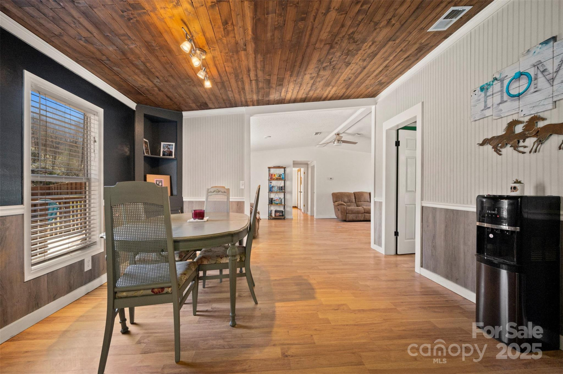 121 Julian Way - Photo 13