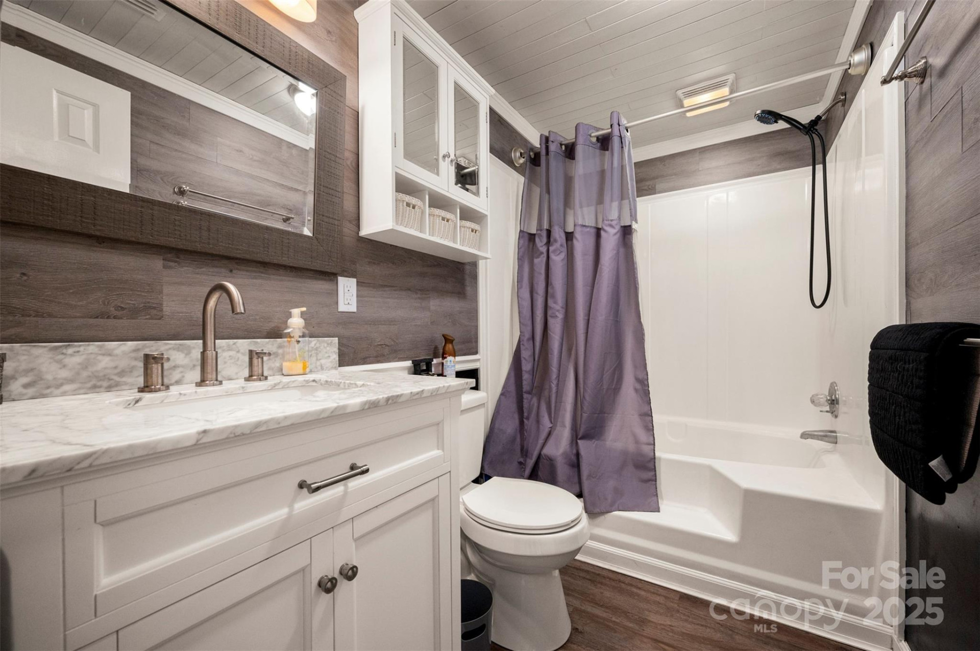 121 Julian Way - Photo 18