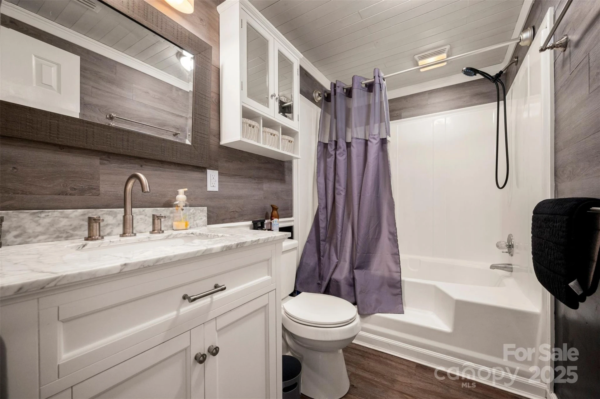 121 Julian Way - Photo 18