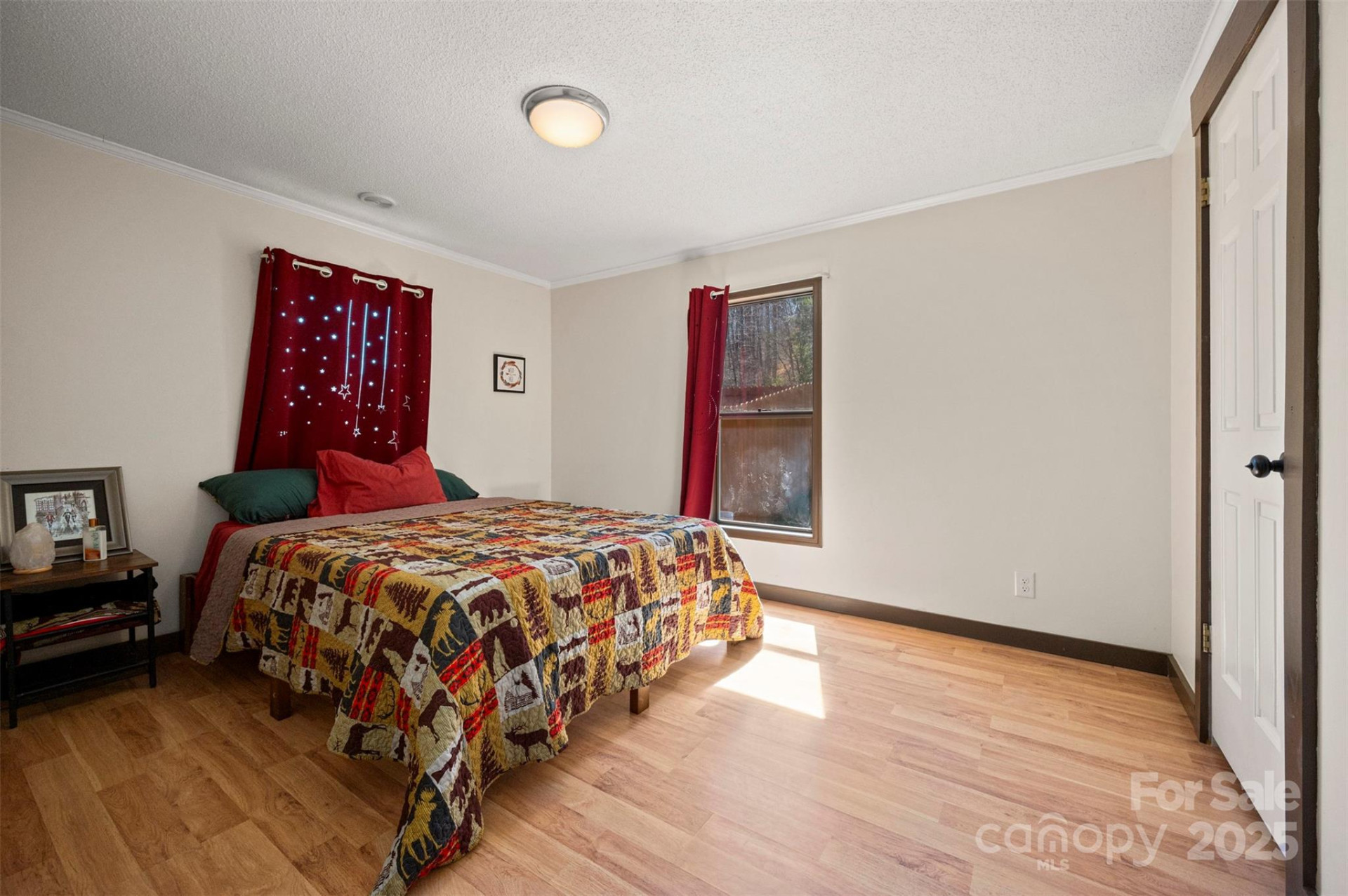 121 Julian Way - Photo 19