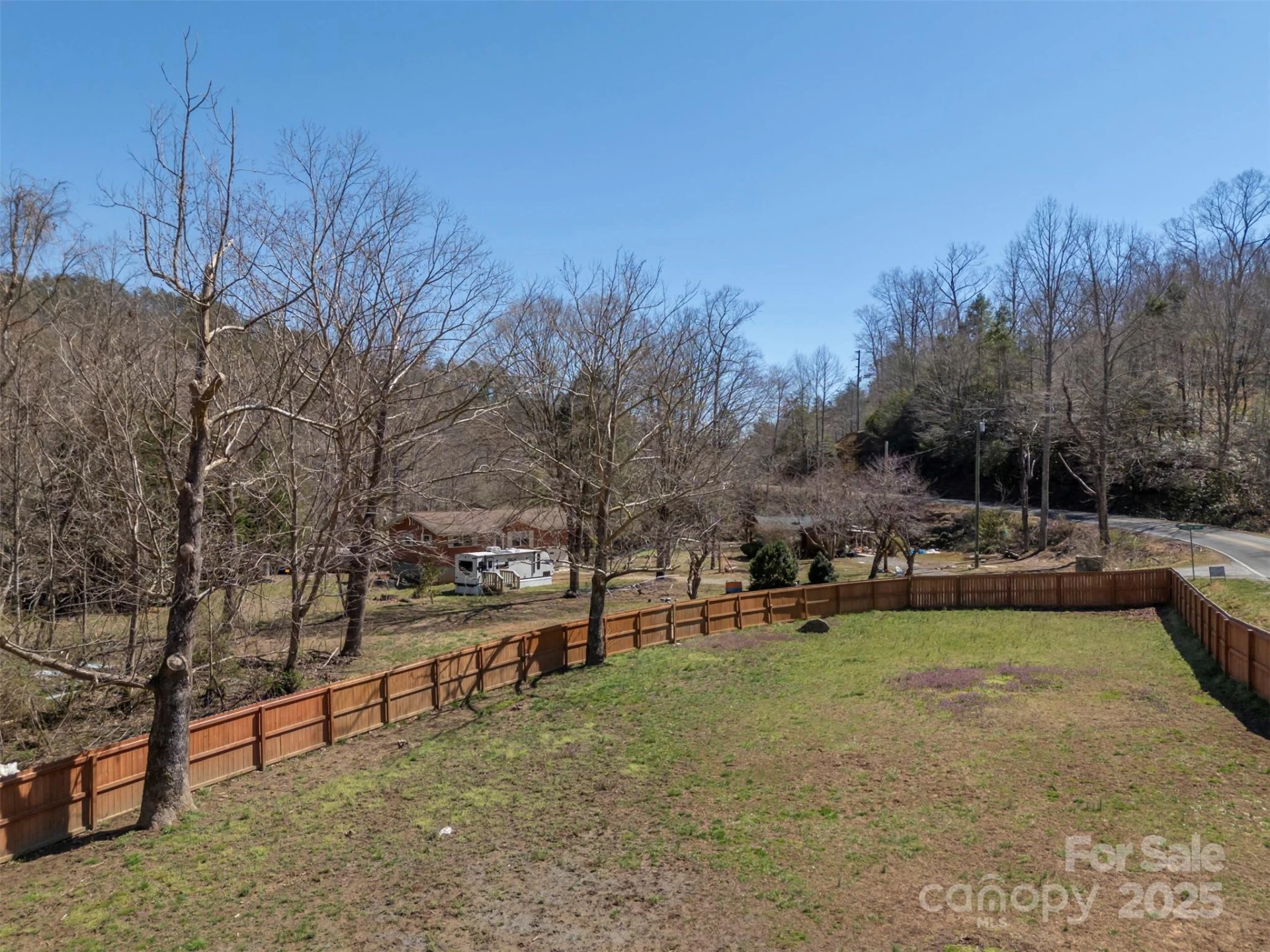 121 Julian Way - Photo 24