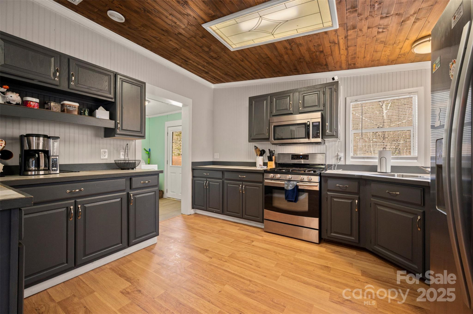 121 Julian Way - Photo 10