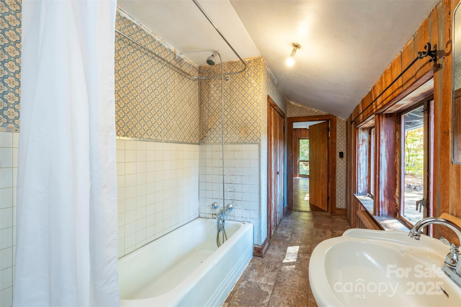 102 Weaver Mill Road - Photo 35