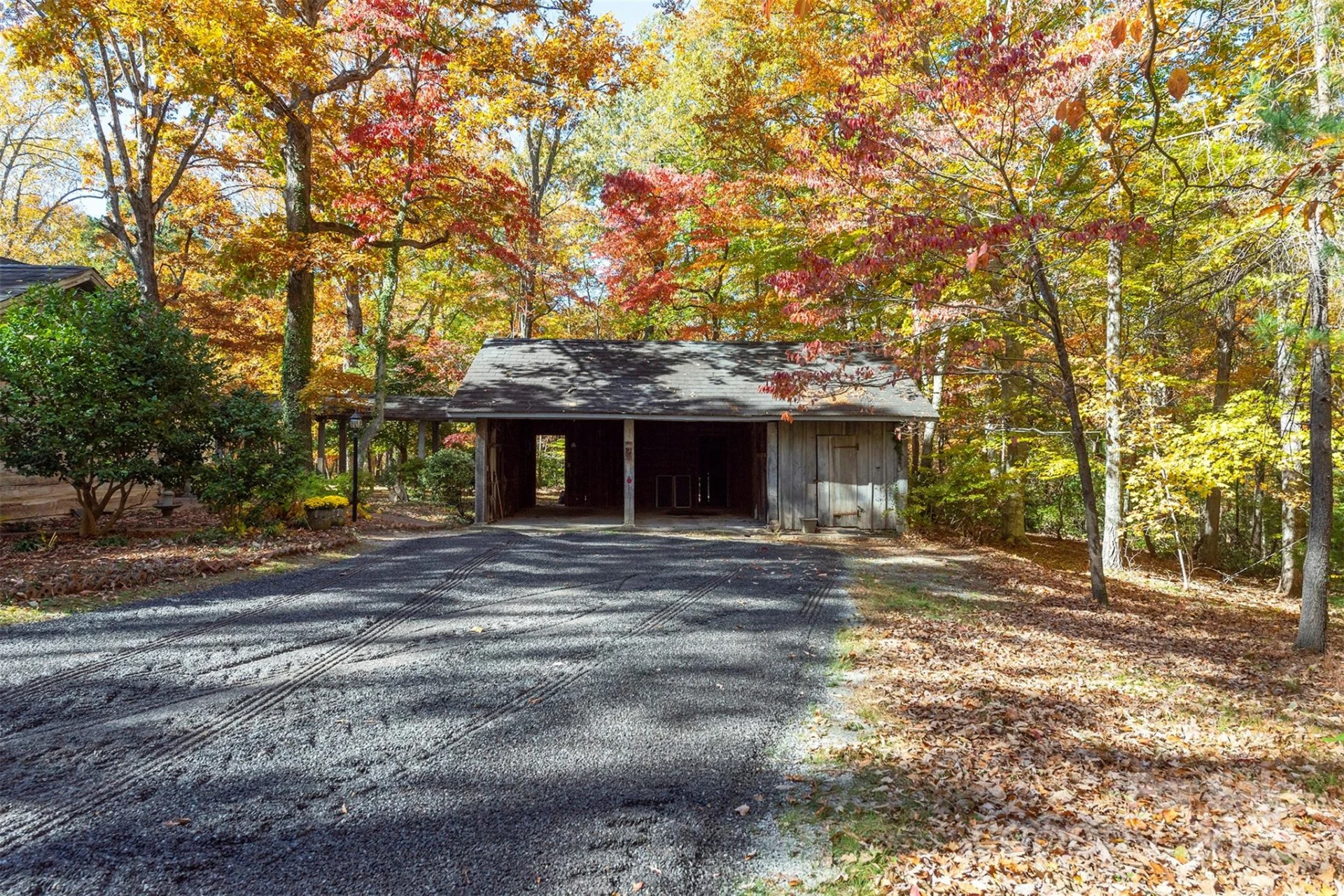 102 Weaver Mill Road - Photo 38