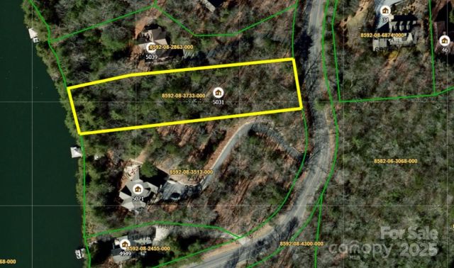 5031 Connestee Trail