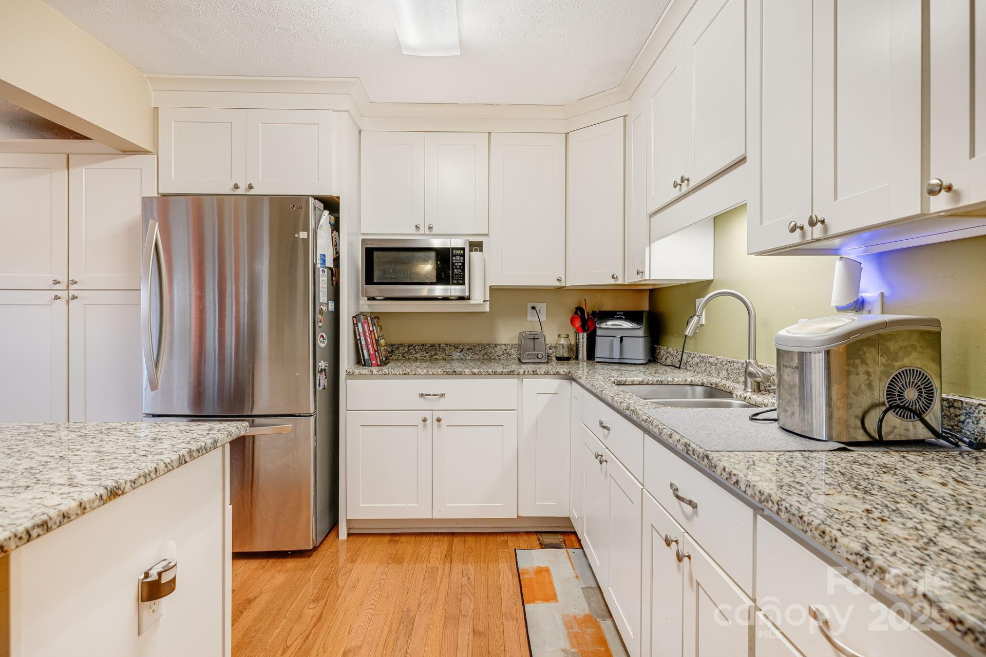 59 Rollins Street - Photo 6