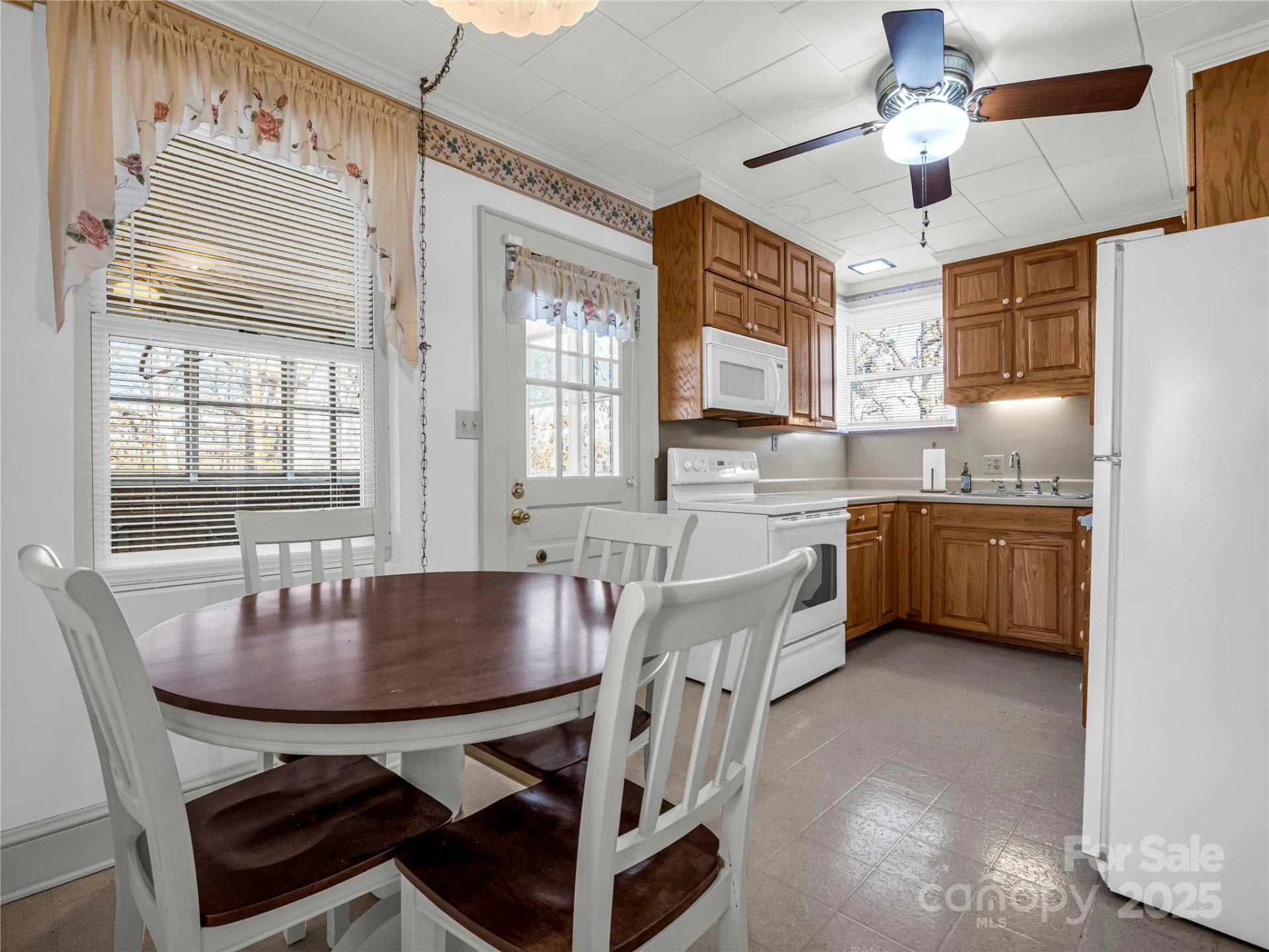 266 Hudlow Road - Photo 7