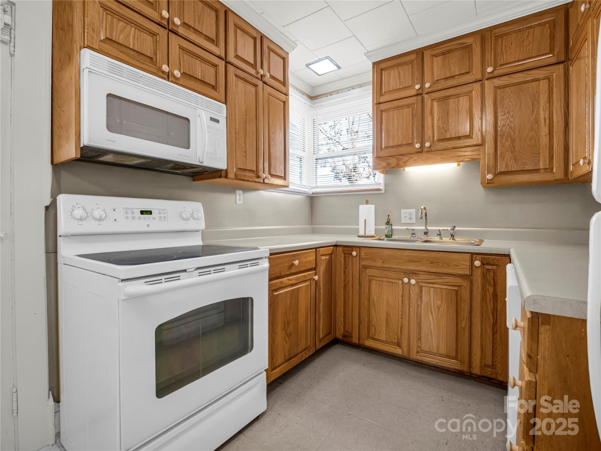 266 Hudlow Road - Photo 8