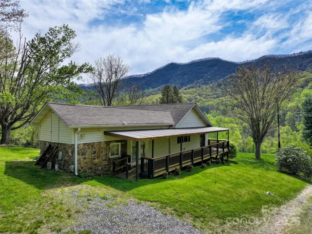 1567 Newfound Road