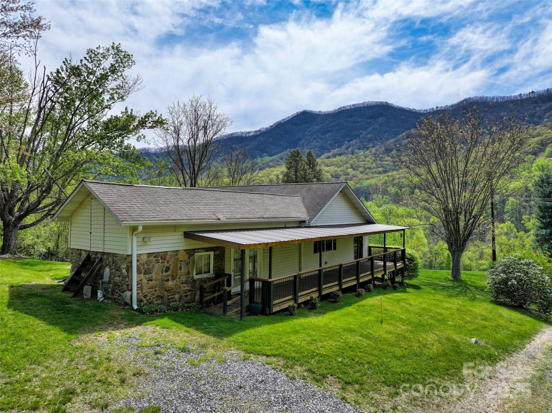 1567 Newfound Road