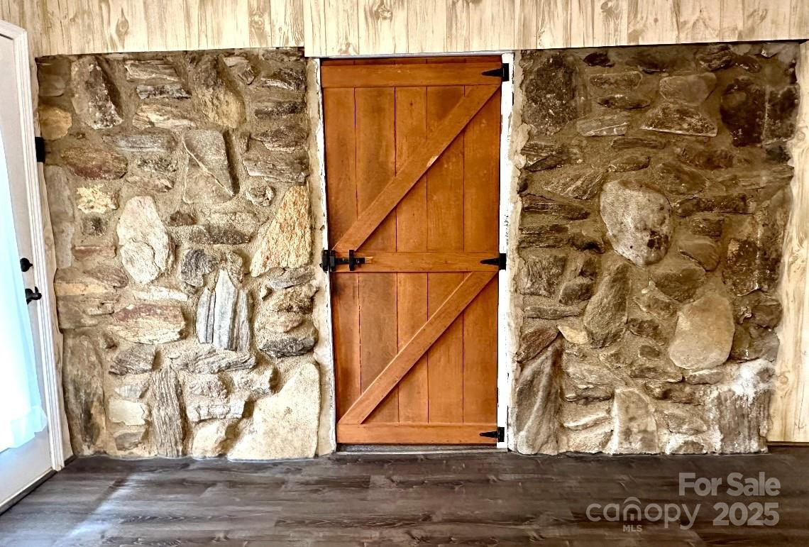 1567 Newfound Road - Photo 18