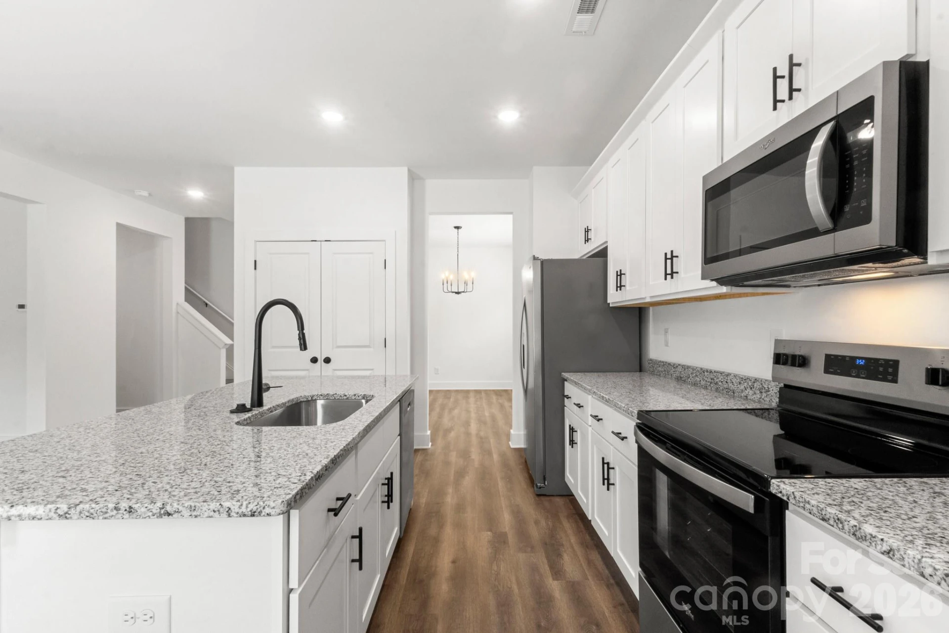 3004 Woodlands Creek Drive - Photo 8