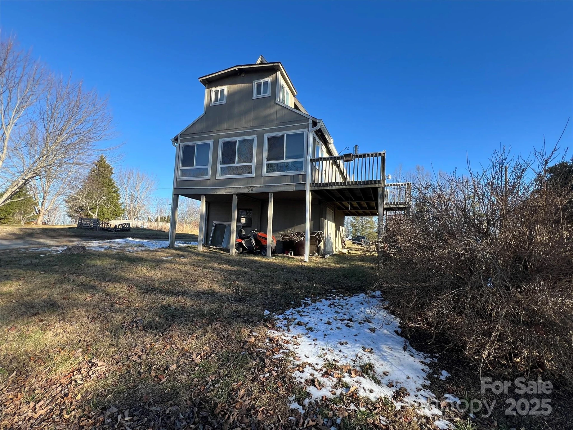 34 Point Lookout Circle