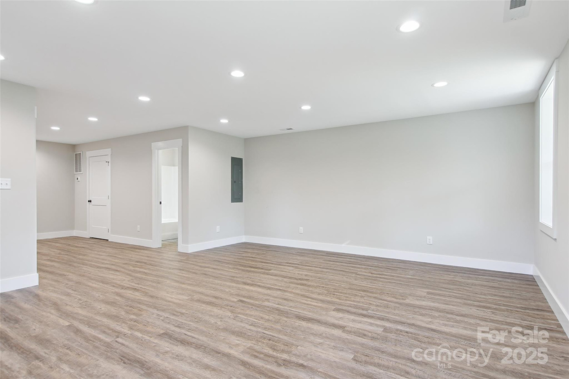 8 Escondido Drive - Photo 12