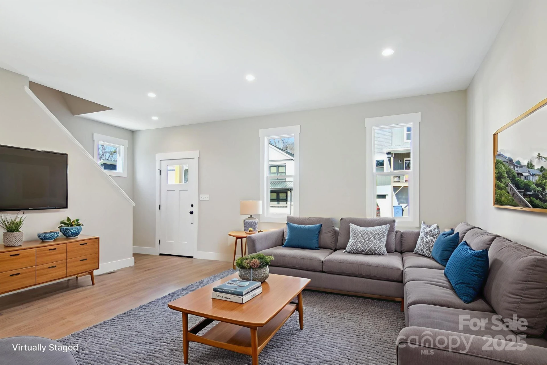 8 Escondido Drive - Photo 3