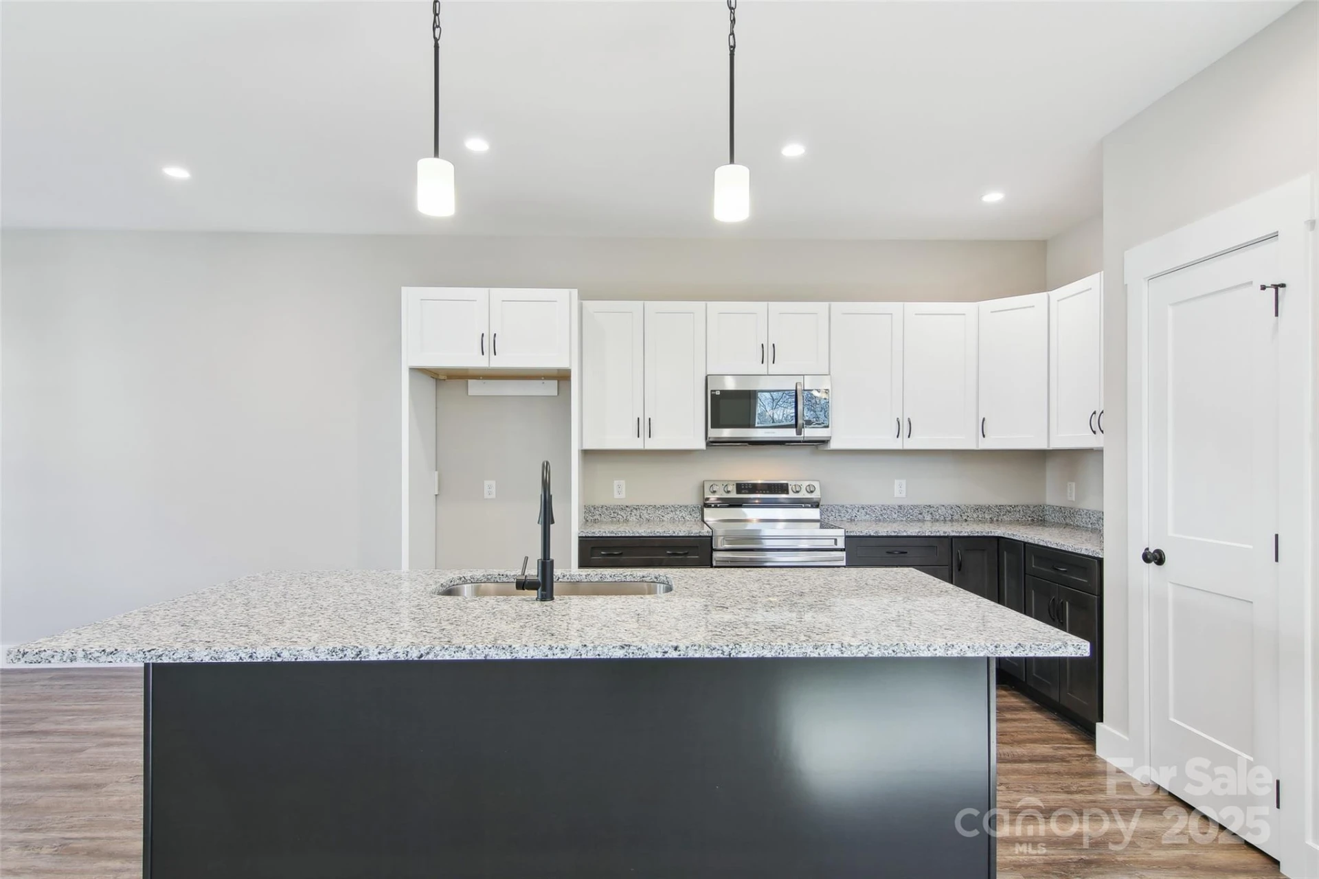 8 Escondido Drive - Photo 7