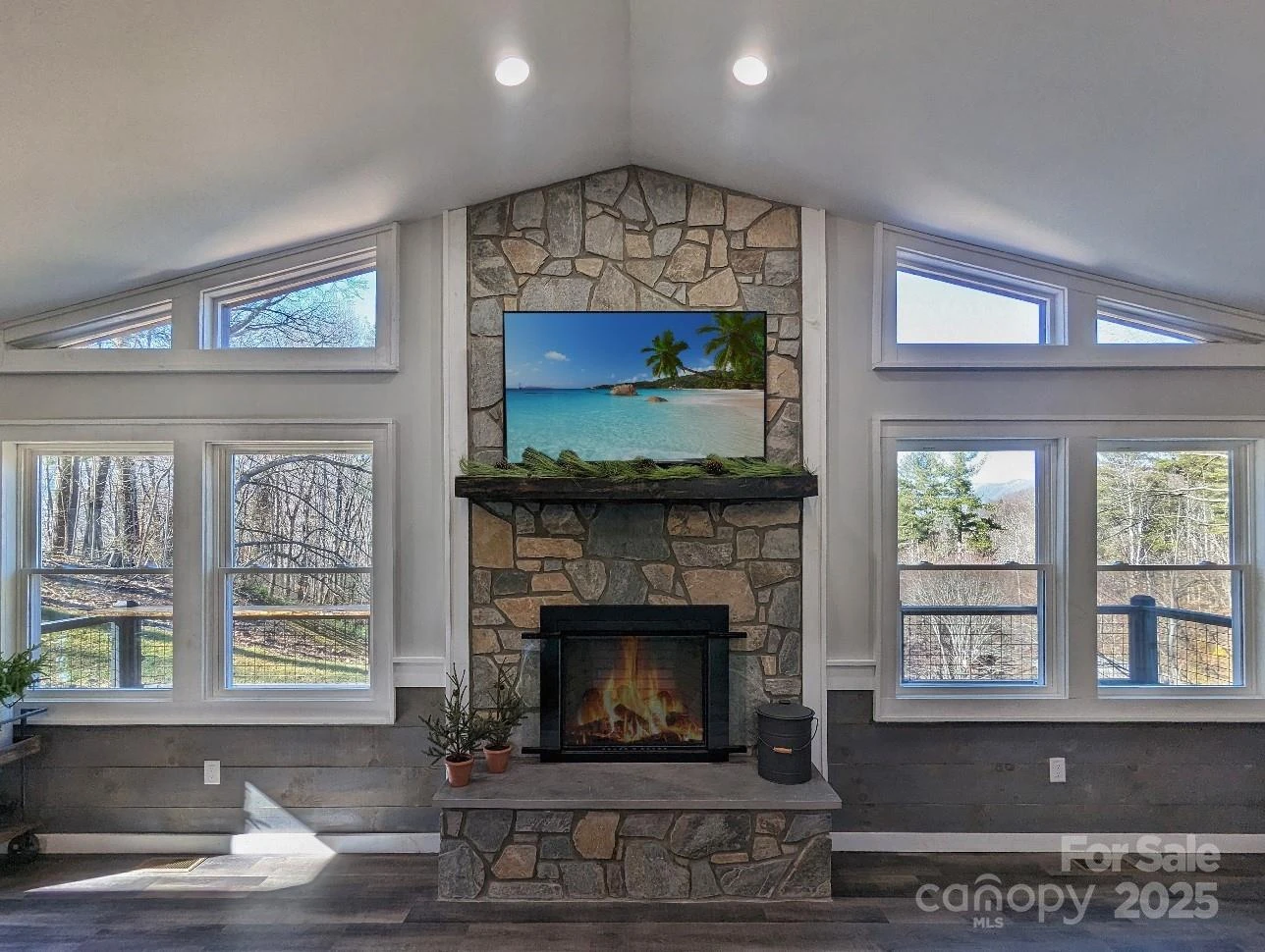 600 Pinewood Drive - Photo 16