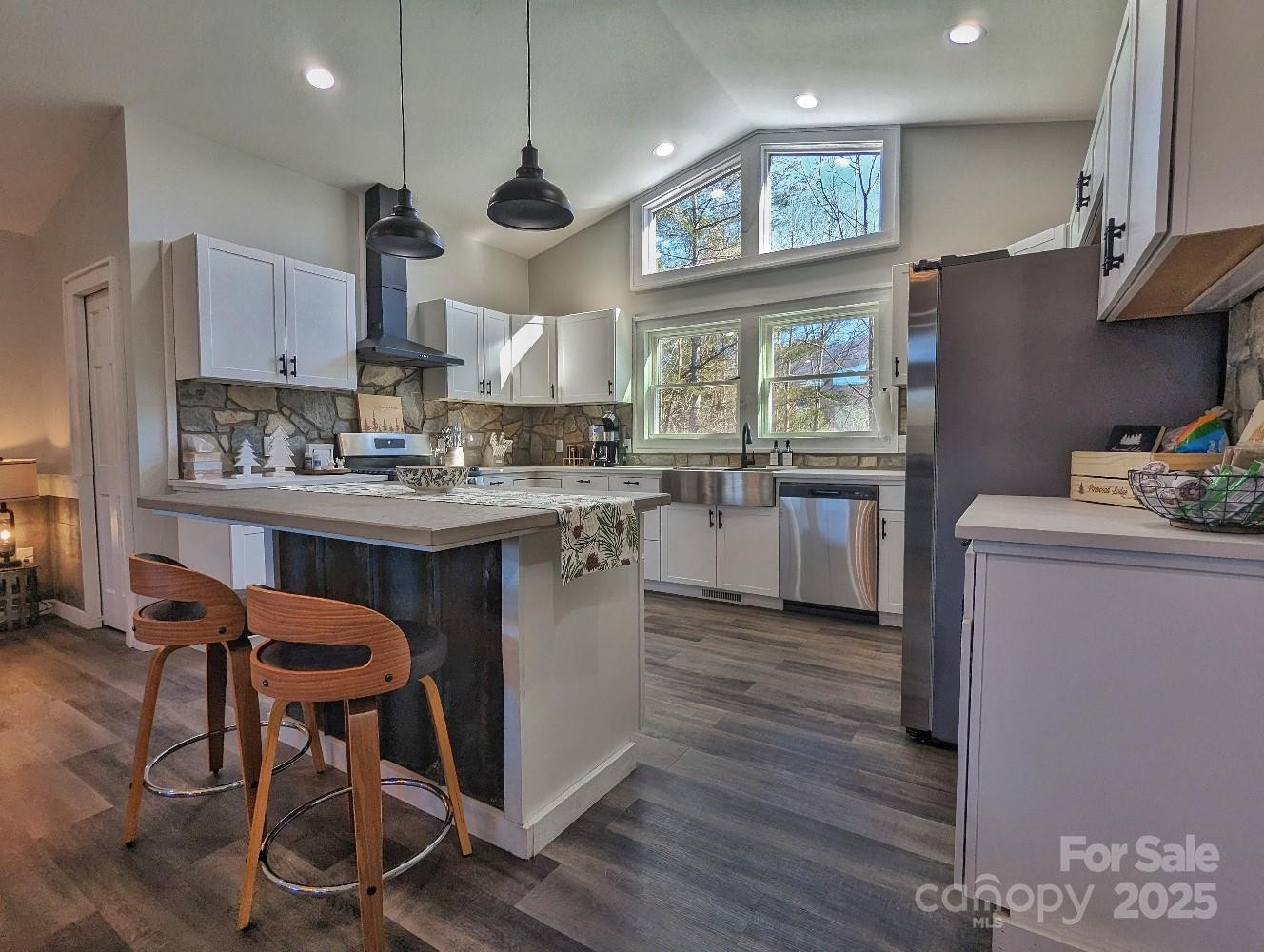 600 Pinewood Drive - Photo 18