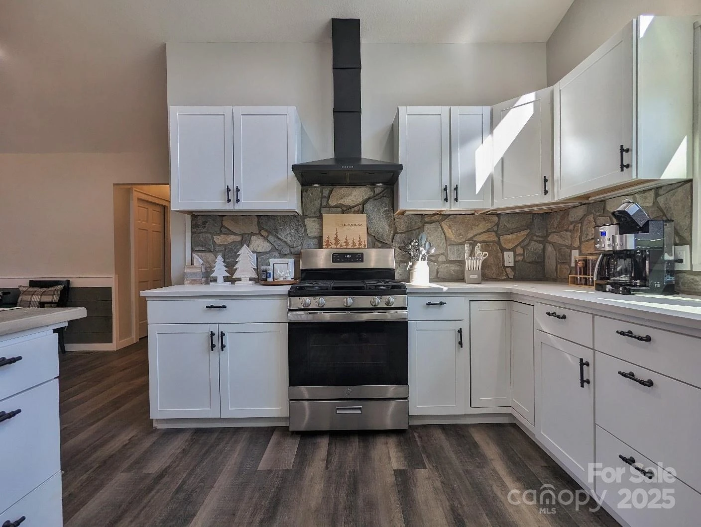 600 Pinewood Drive - Photo 19