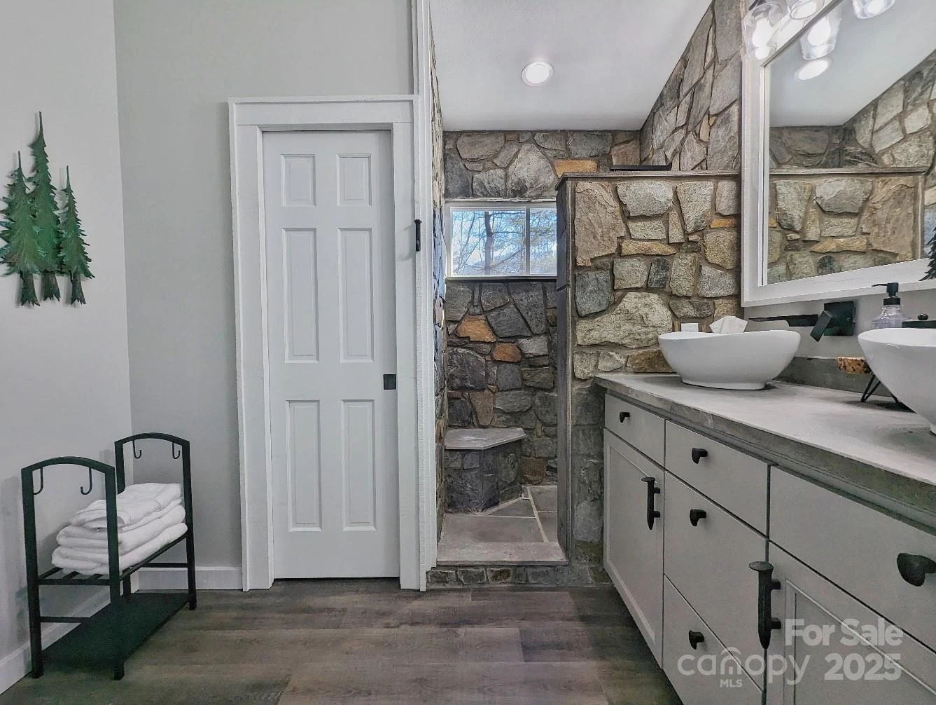 600 Pinewood Drive - Photo 34