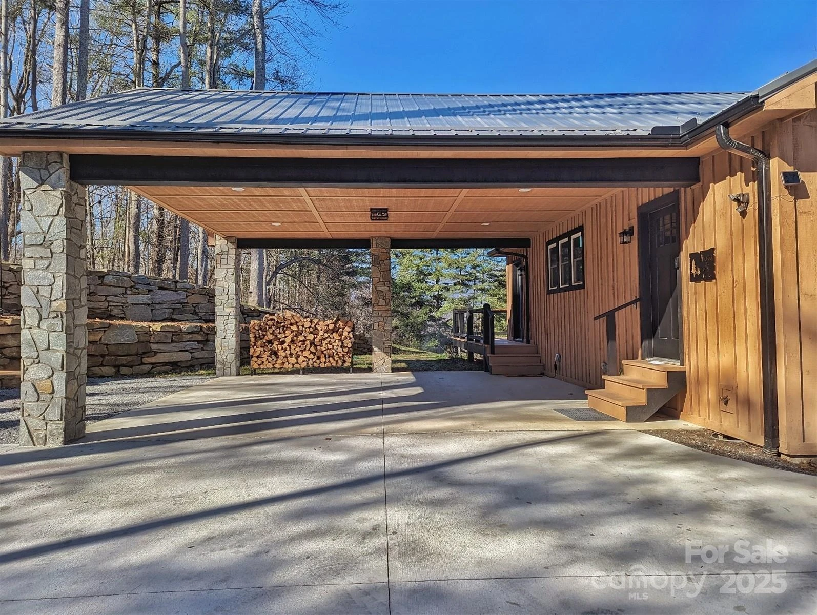 600 Pinewood Drive - Photo 6
