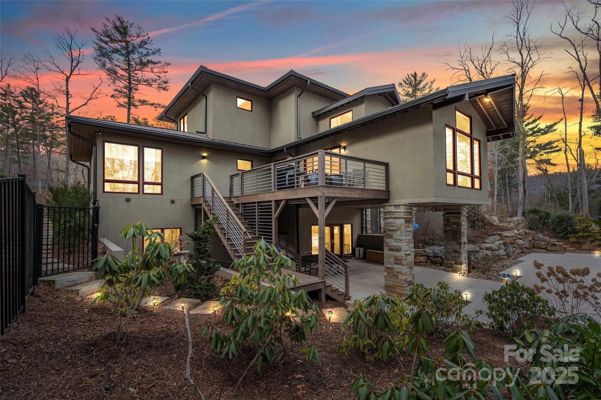 27 Hawberry Court - Photo 4