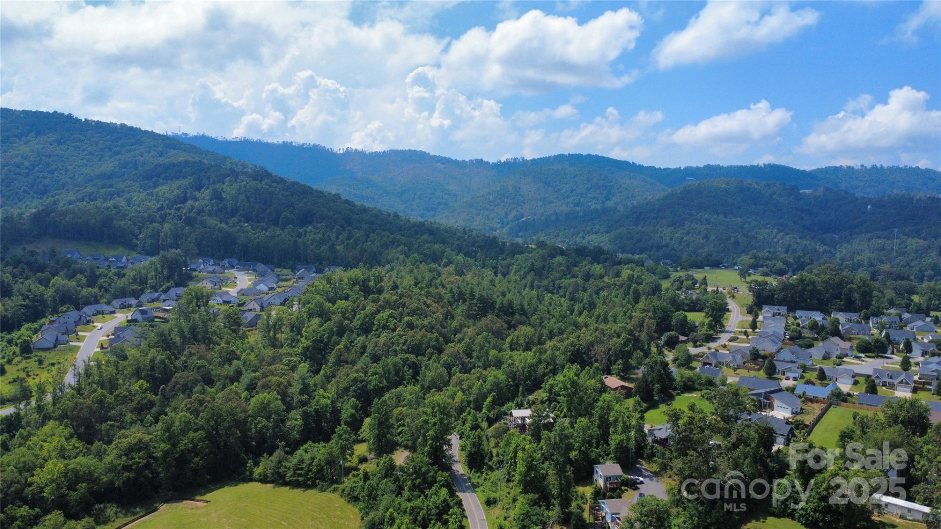 842 Adelston Lane - Photo 2