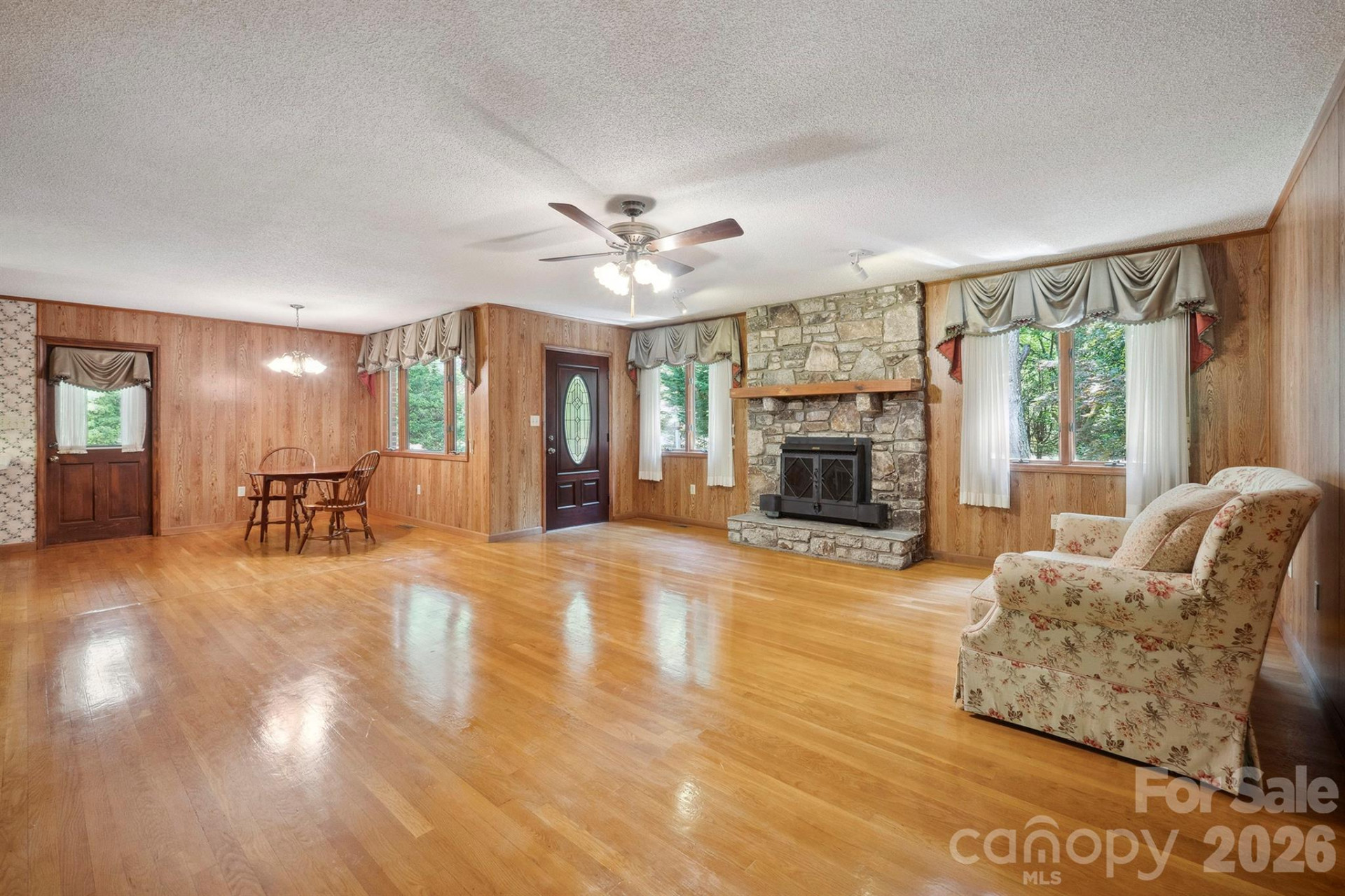 2076 Jay Clark Road - Photo 3