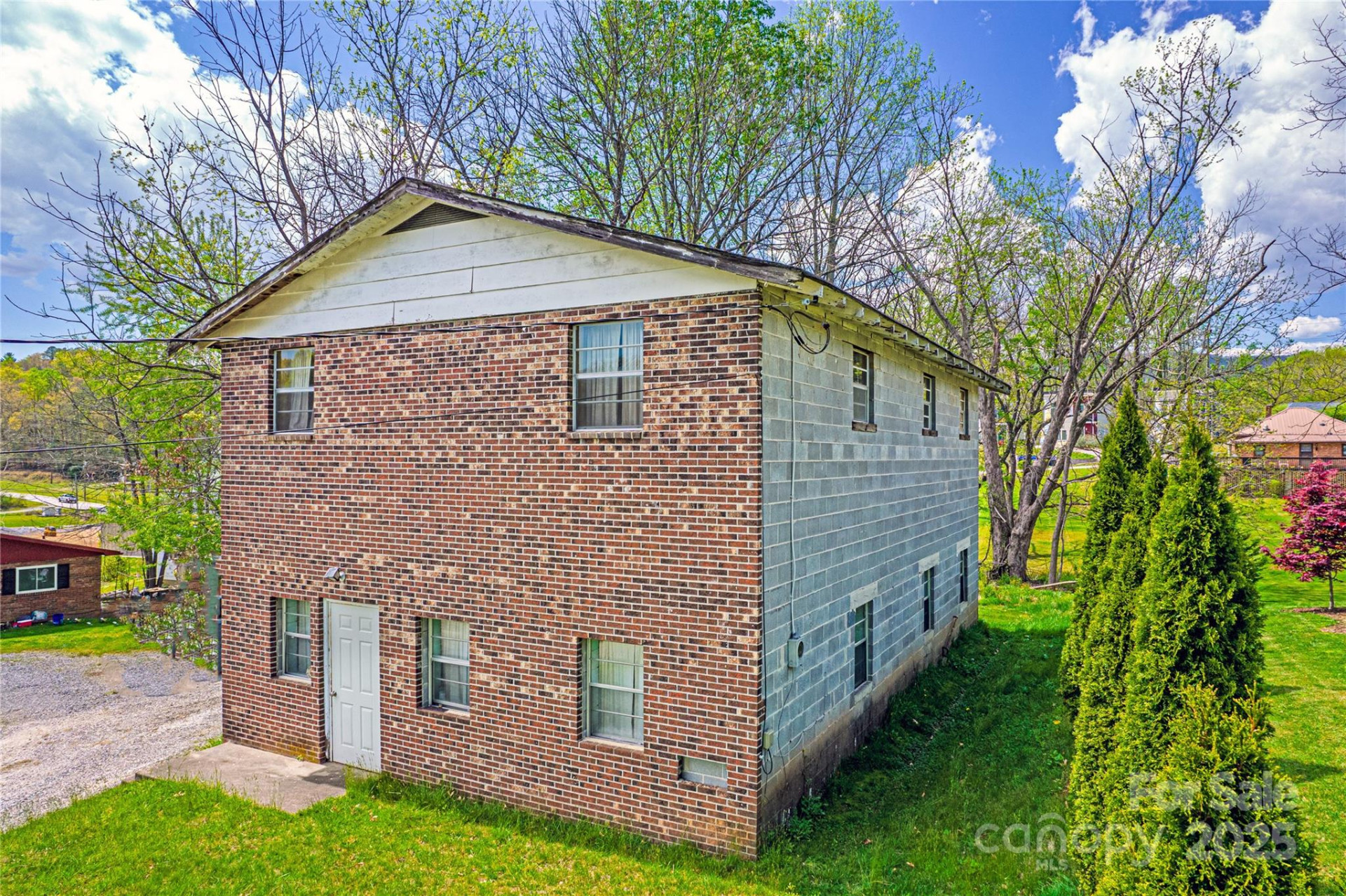 80 Carver Street - Photo 2