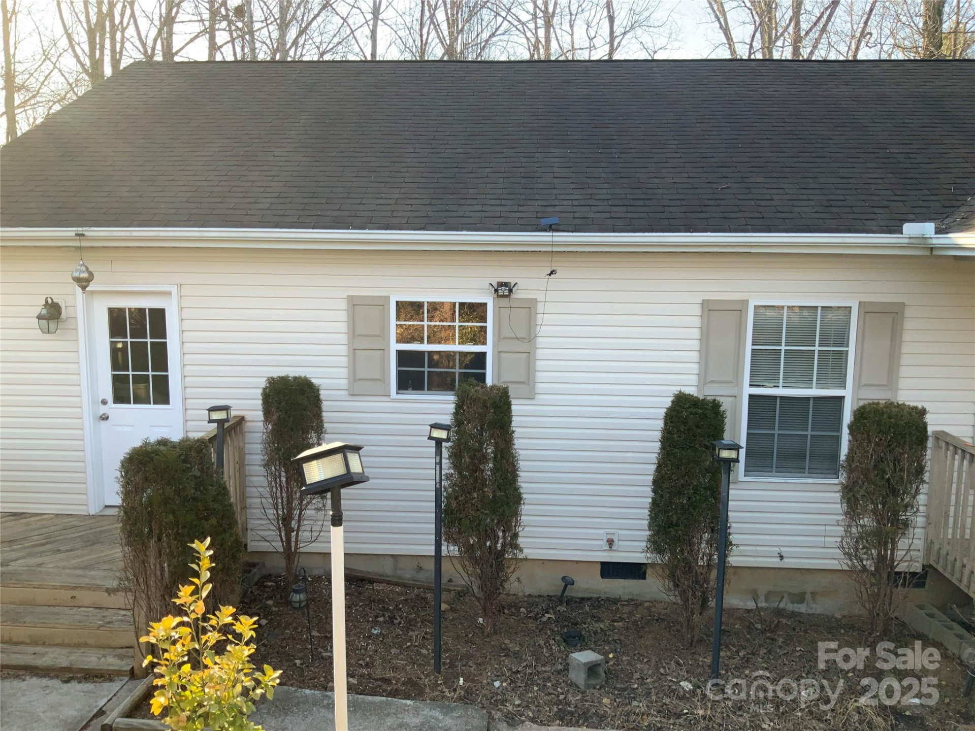 7 CHAPEL PARK Place - Photo 2