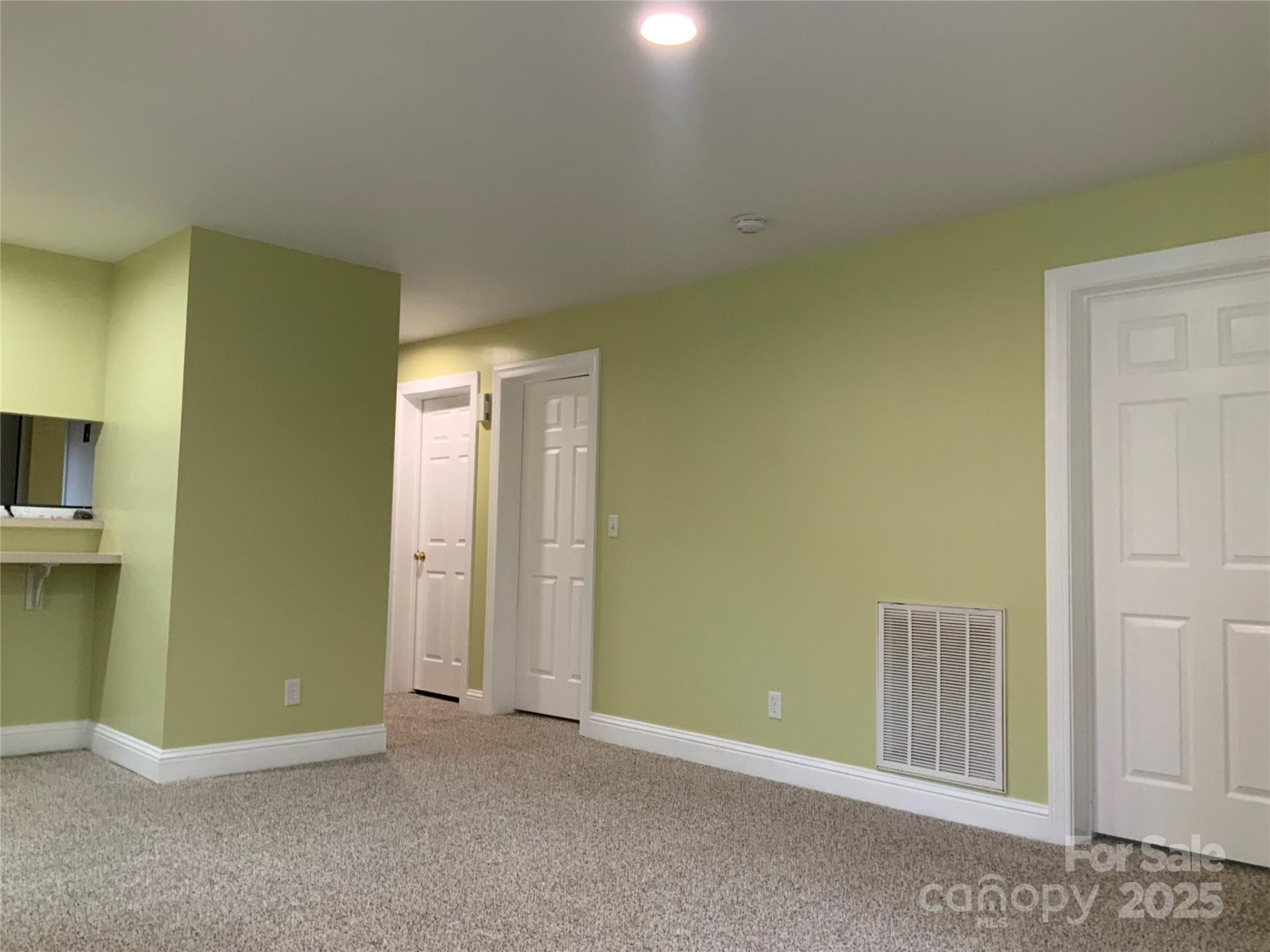7 CHAPEL PARK Place - Photo 5