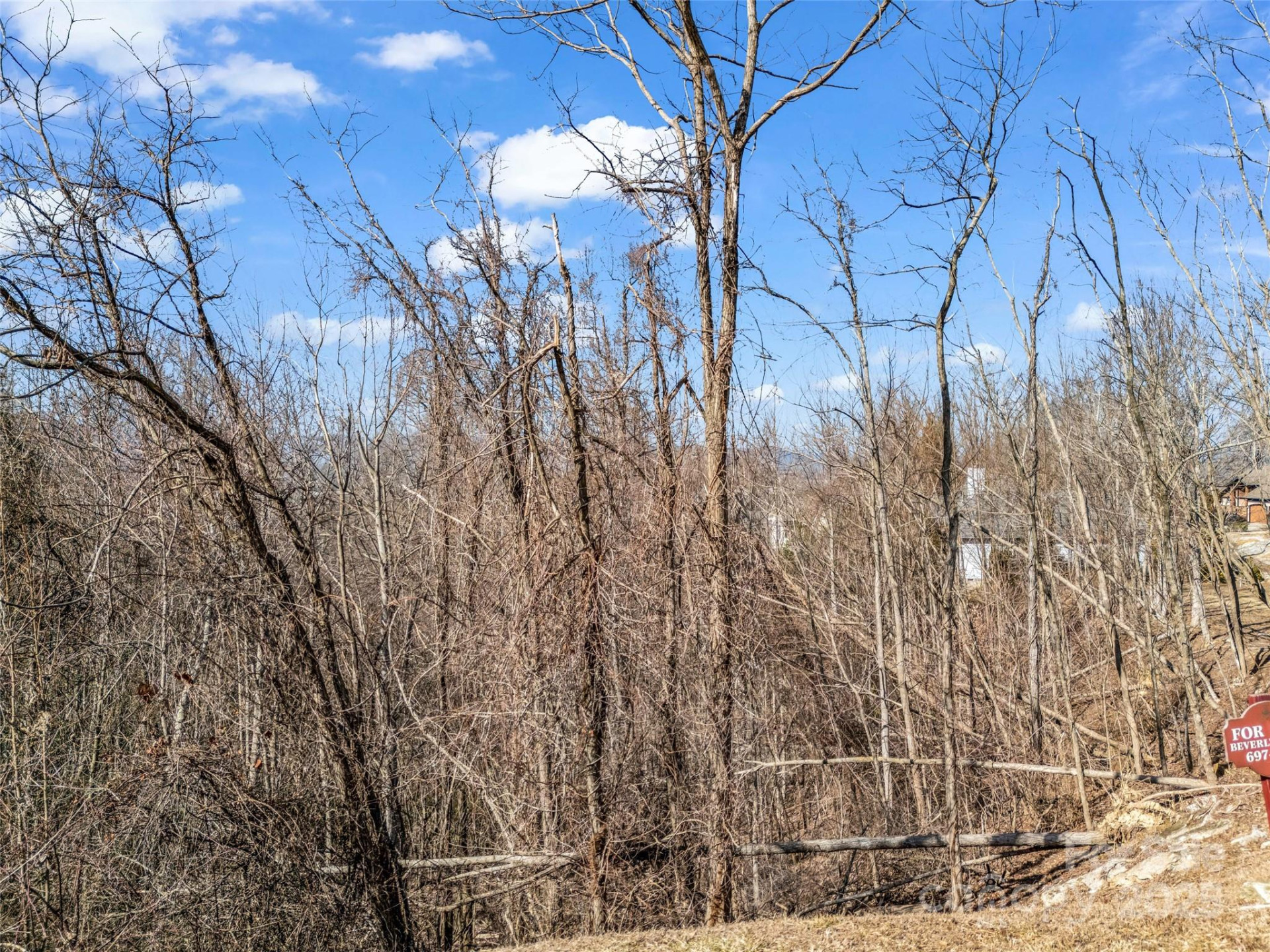 1509 Summit Hill Road - Photo 6