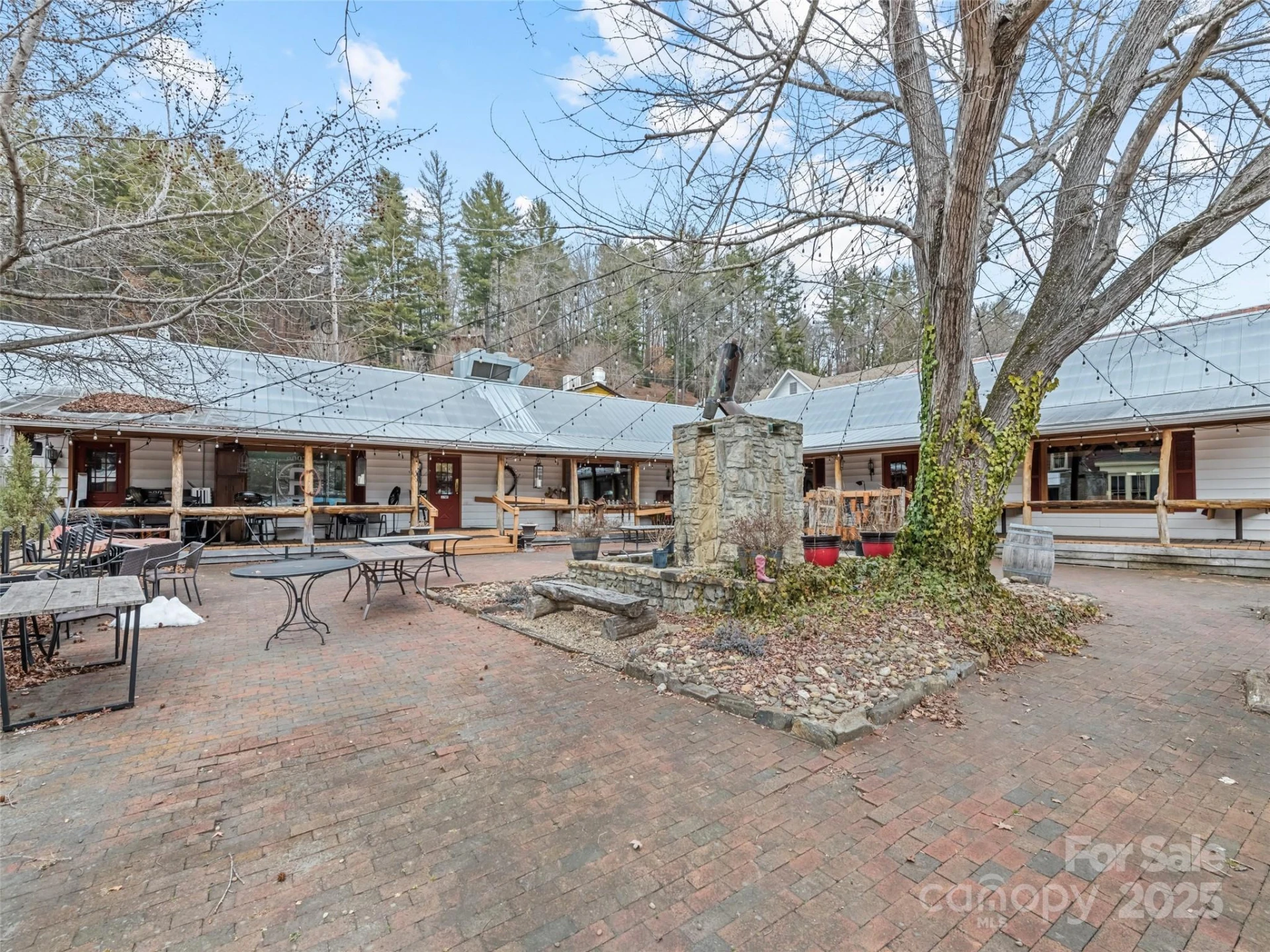 64 Front Street - Photo 4