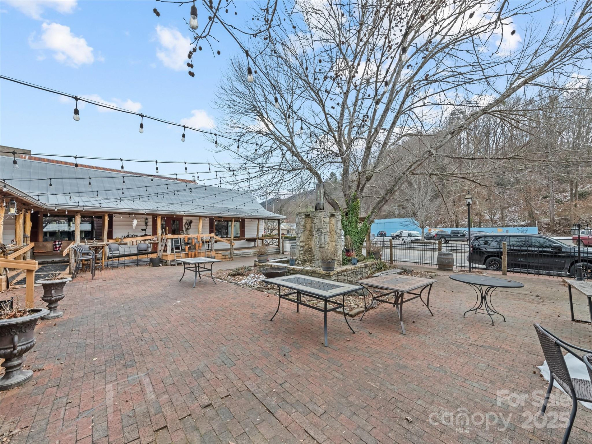 64 Front Street - Photo 5