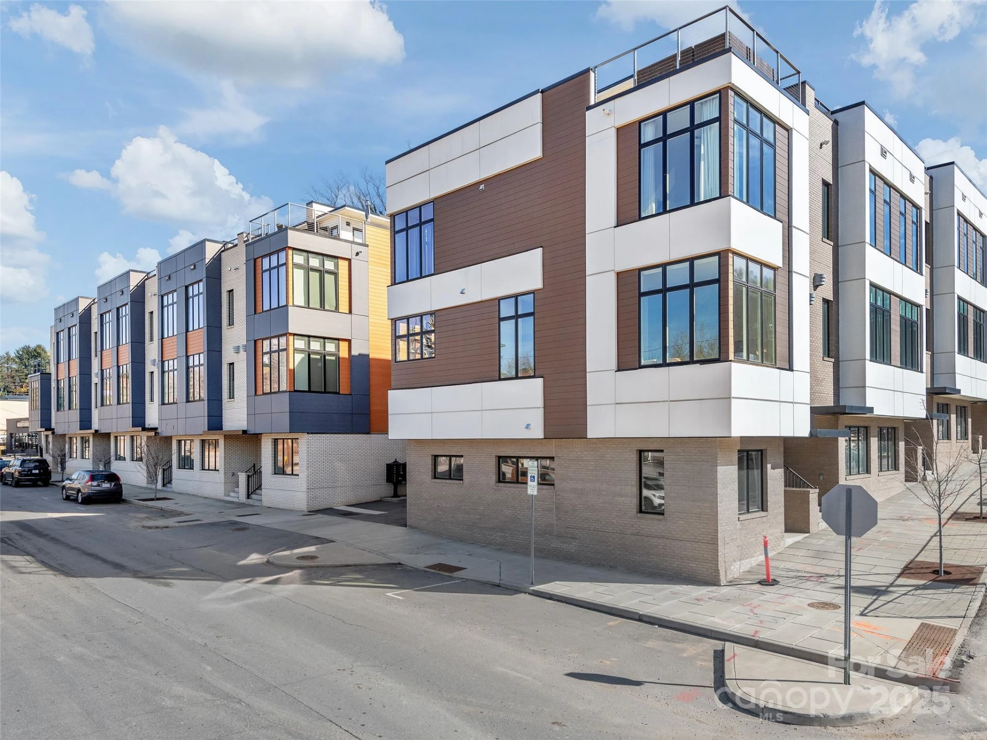 1 Bauhaus Court #1